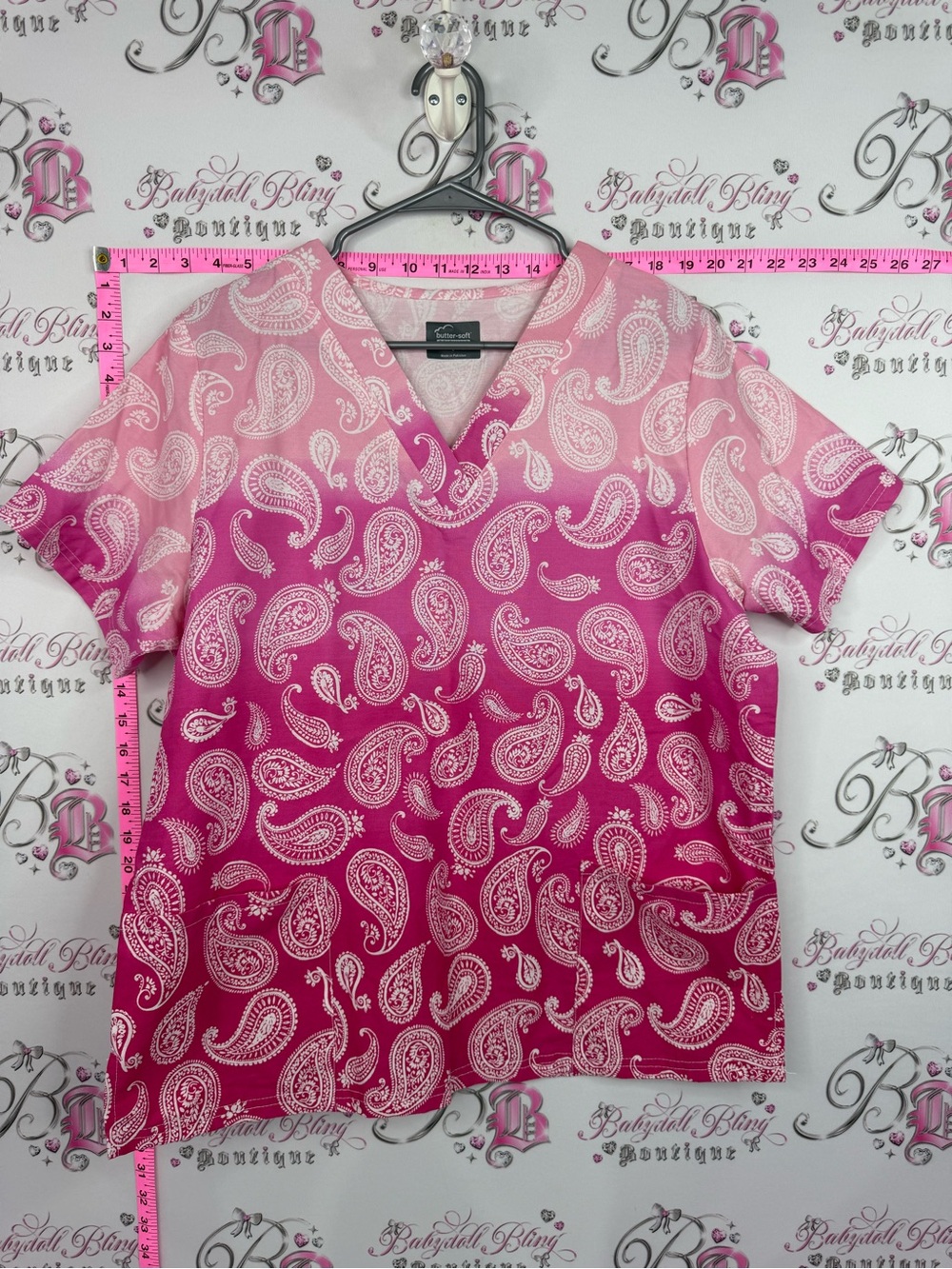 Butter soft scrubs tshirt Women’s Pink Ombre Paisley V-Neck Short Sleeve Top